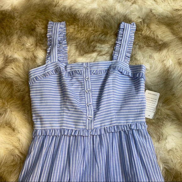 Gal meets glam Courtney 4 - Picture 8 of 12